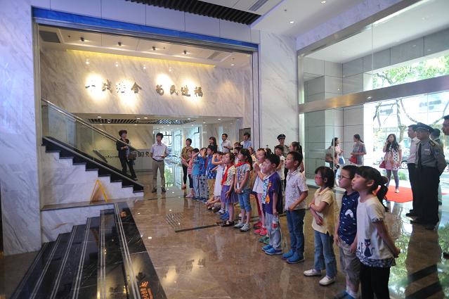 2015��6������С����������̹������Ծ�����